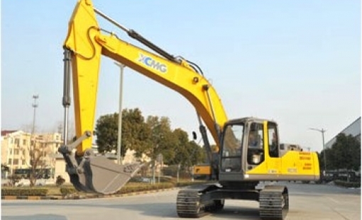 Гусеничный экскаватор XE235C